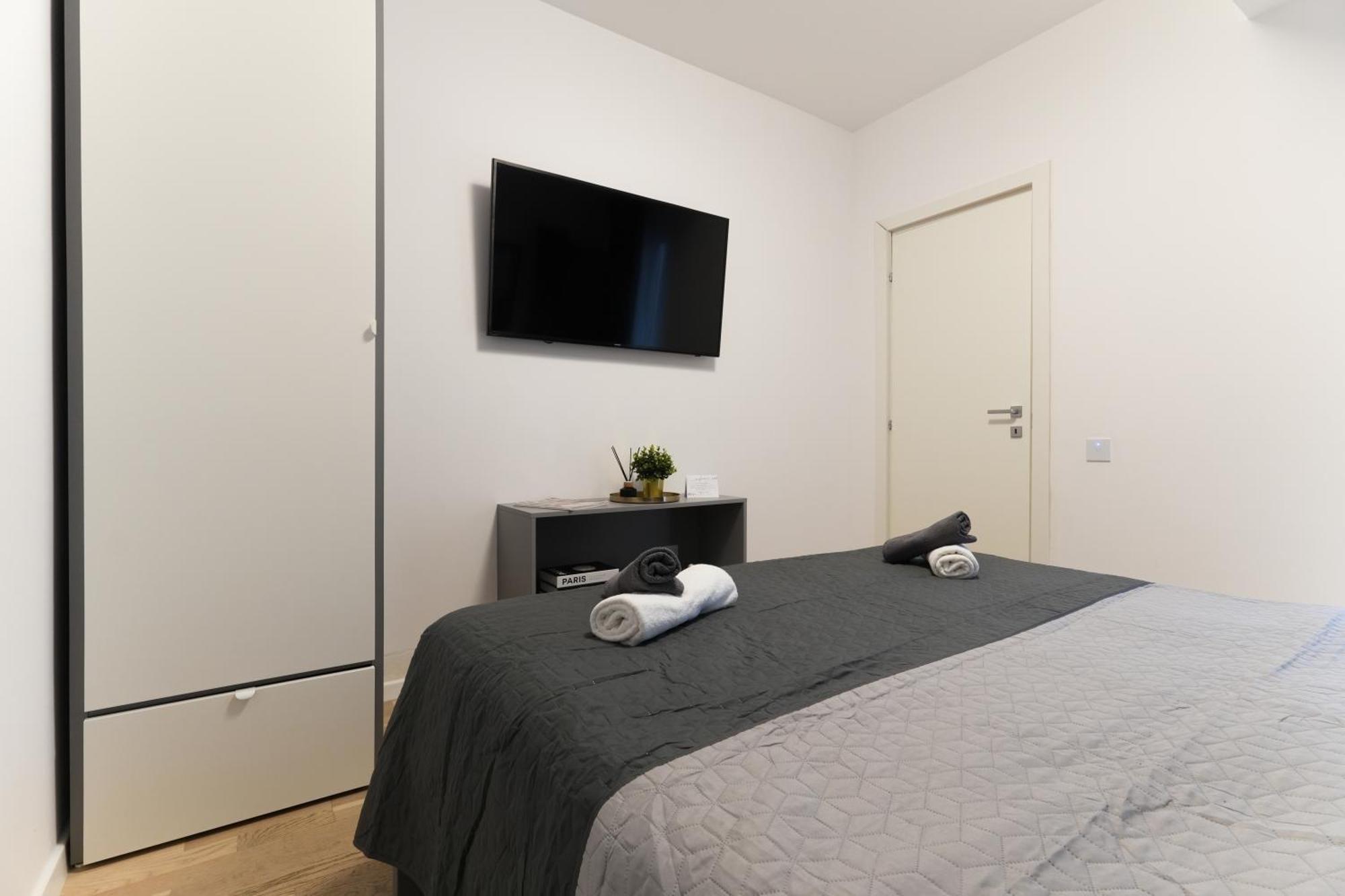 Ana - Cozy & Quiet Apt With Balcony & Garden View Bucareste Exterior foto