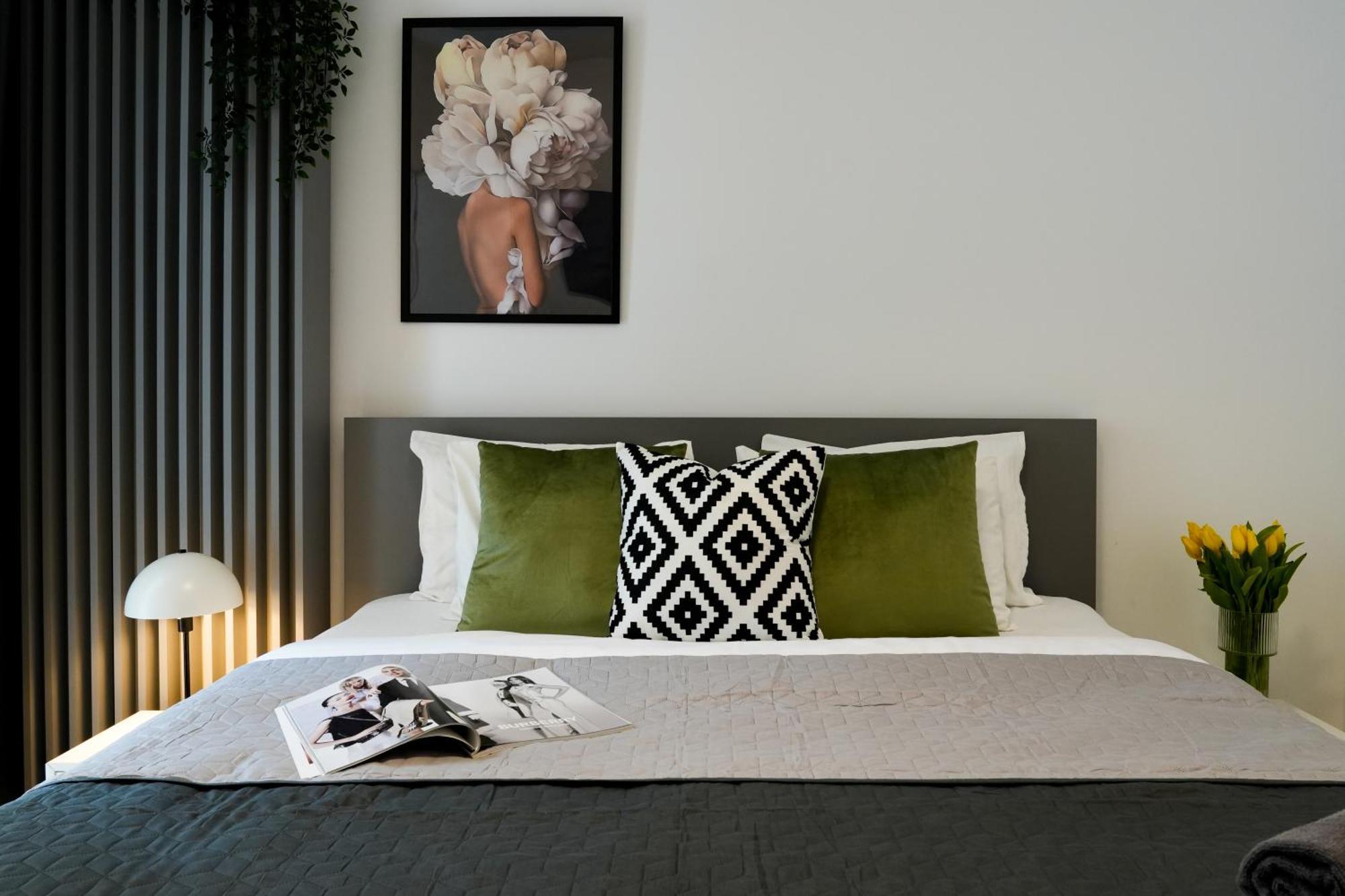 Ana - Cozy & Quiet Apt With Balcony & Garden View Bucareste Exterior foto