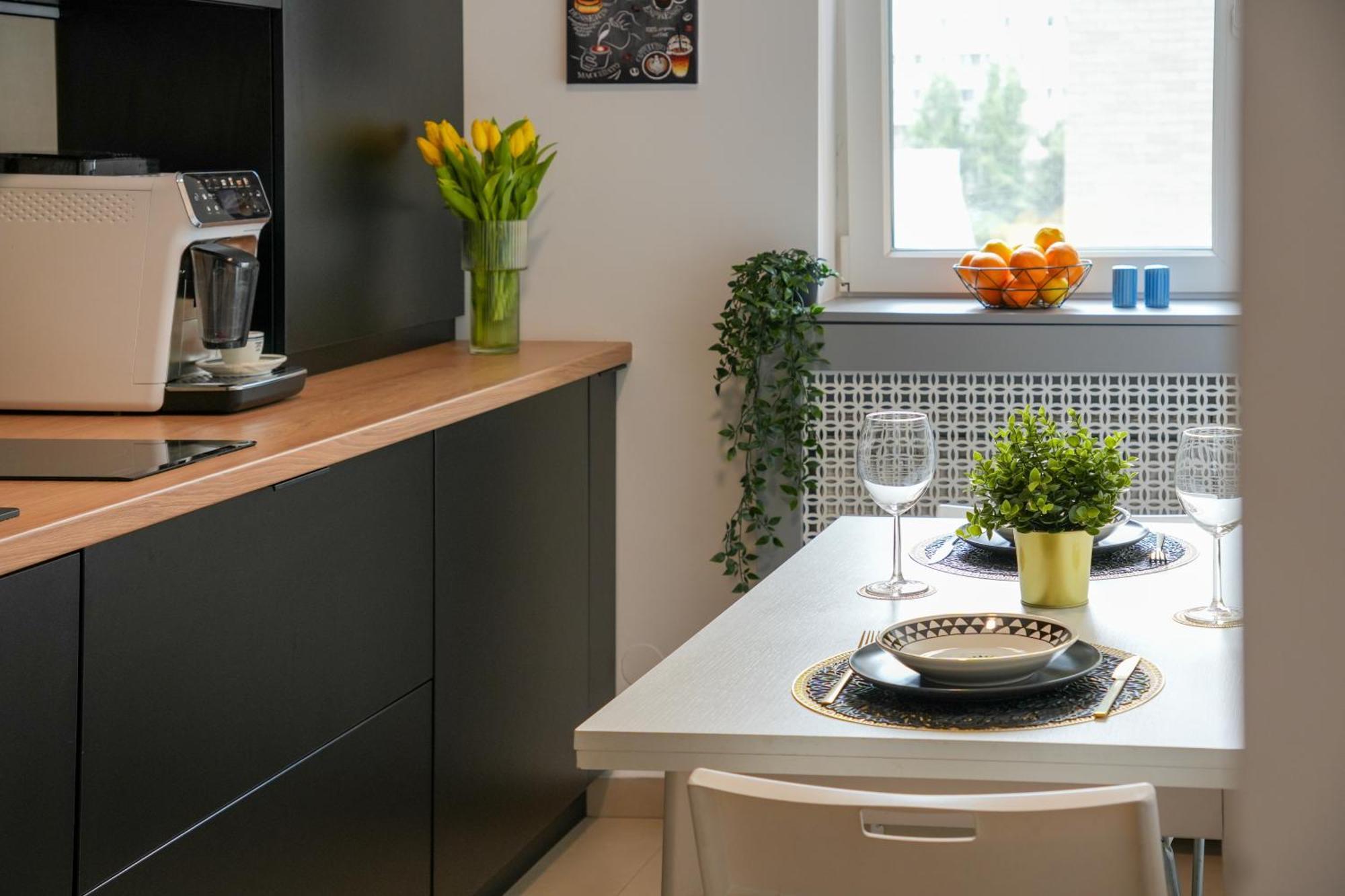 Ana - Cozy & Quiet Apt With Balcony & Garden View Bucareste Exterior foto