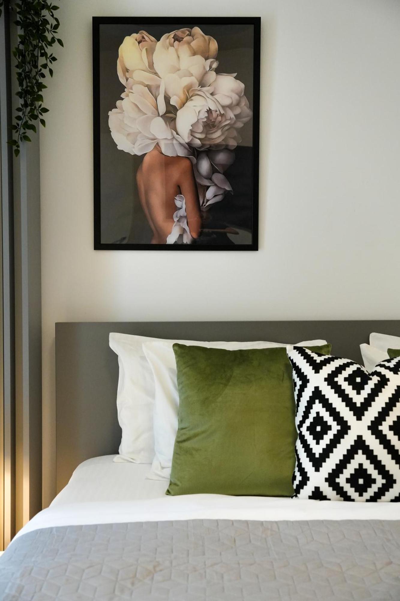 Ana - Cozy & Quiet Apt With Balcony & Garden View Bucareste Exterior foto